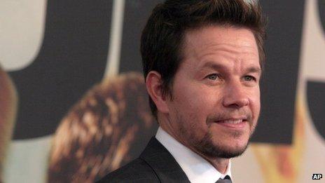 Mark Wahlberg Graduates 25 Years After Quitting School - Bbc News